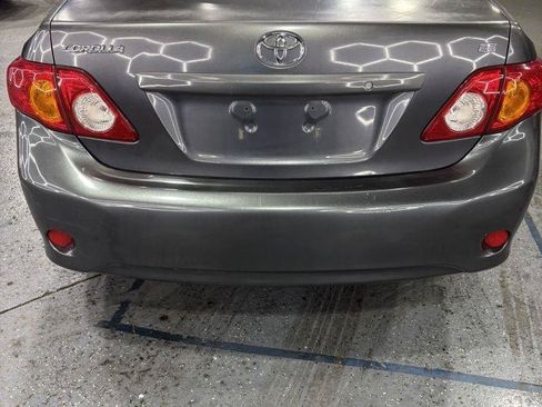 Used 2010 Toyota Corolla FWD image 6