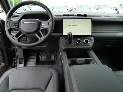 New 2026 Land Rover Defender 130 X-Dynamic SE AWD/4WD image 8