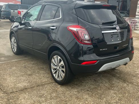 Used 2018 Buick Encore Preferred image 2