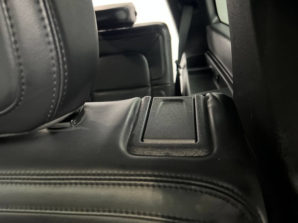 Used 2024 Lincoln Navigator Reserve AWD/4WD image 19