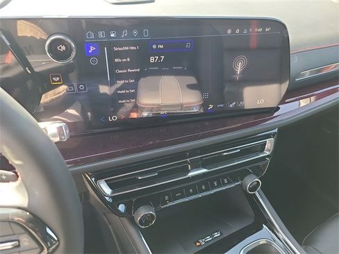 New 2026 Chevrolet Traverse RS image 32