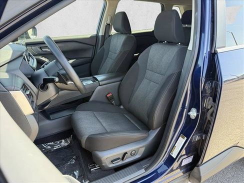 Used 2024 Nissan Rogue SV FWD image 11