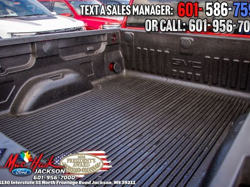 Used 2019 GMC Sierra 1500 SLE w/ SLE Value Package image 8