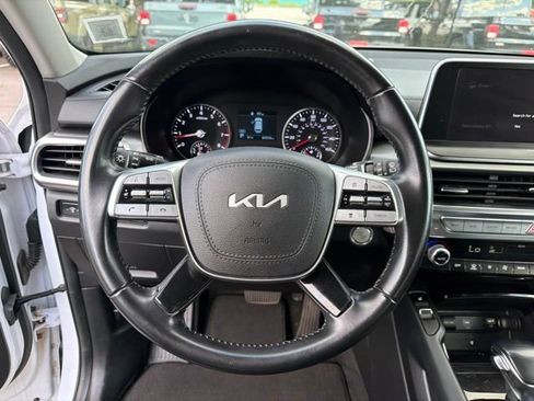 Used 2022 Kia Telluride S AWD/4WD image 23