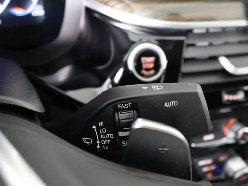 Used 2022 BMW 530i xDrive 530i xDrive w/ Premium Package image 41