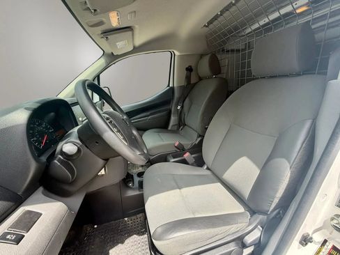 Used 2020 Nissan NV200 S FWD image 9