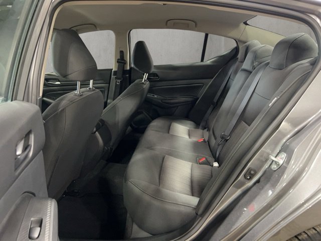 Used 2025 Nissan Altima 2.5 SV FWD image 5