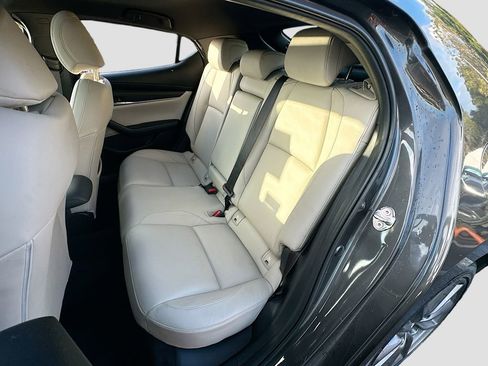 Used 2021 MAZDA MAZDA3 s image 24