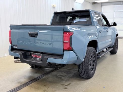 Used 2026 Toyota Tacoma SR5 AWD/4WD image 7