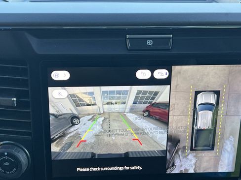 New 2026 Ford F250 Lariat w/ Black Appearance Package image 19