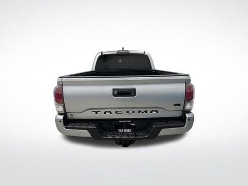 Used 2023 Toyota Tacoma TRD Sport w/ Technology Package image 11
