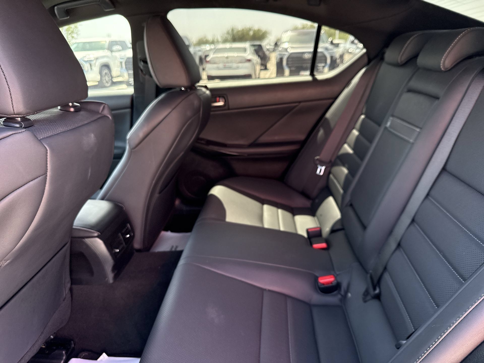 Used 2024 Lexus IS 350 F Sport RWD image 25