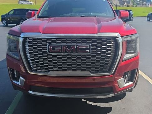 Used 2023 GMC Yukon XL Denali w/ Denali Reserve Package AWD/4WD image 7