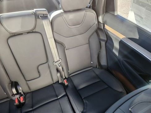 New 2025 Volvo EX90 Ultra w/ Protection Package Premier image 15
