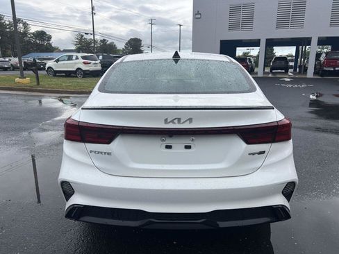 Used 2023 Kia Forte GT-Line w/ GT-Line Premium Package FWD image 4