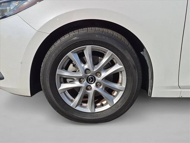 Used 2016 MAZDA MAZDA3 i Touring w/ Popular Equipment Package FWD image 12