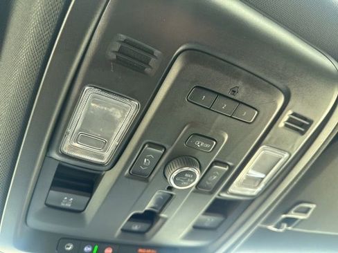 Used 2023 Chevrolet Suburban RST w/ Luxury Package image 20