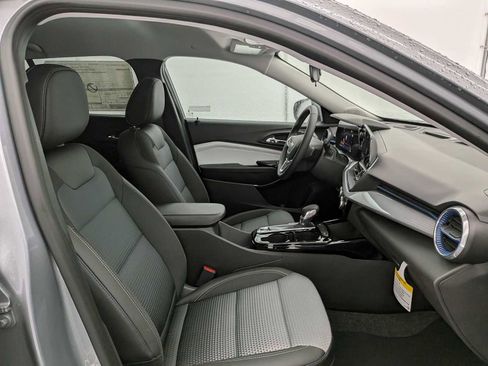 New 2026 Chevrolet Trax LT w/ Driver Confidence Package image 22