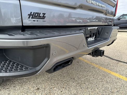 Used 2021 GMC Sierra 1500 AT4 w/ AT4 Premium Package image 4