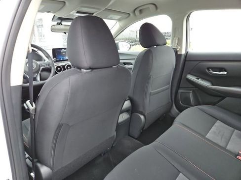 New 2025 Nissan Sentra SR FWD image 19