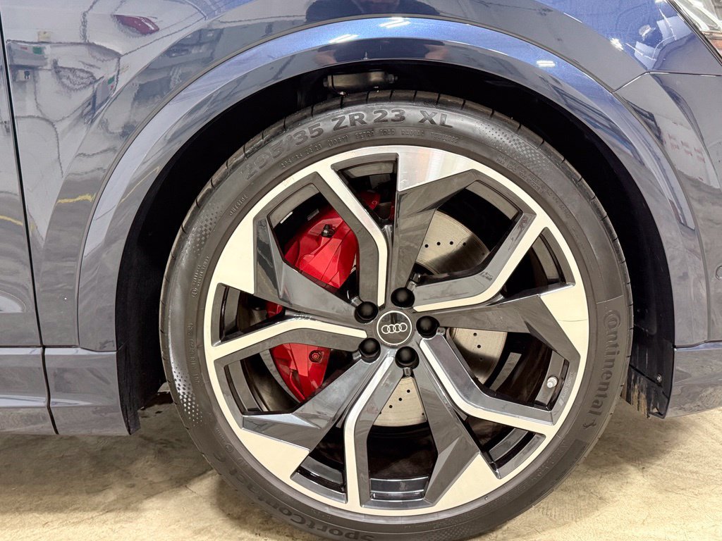 Used 2024 Audi RS Q8 AWD/4WD image 25