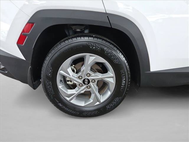 Certified 2023 Hyundai Tucson SE FWD image 18