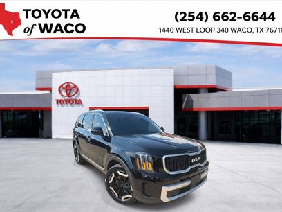 Used 2024 Kia Telluride EX w/ EX Captain's Chair Package