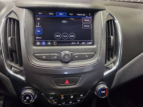 Used 2019 Chevrolet Cruze LS FWD image 20
