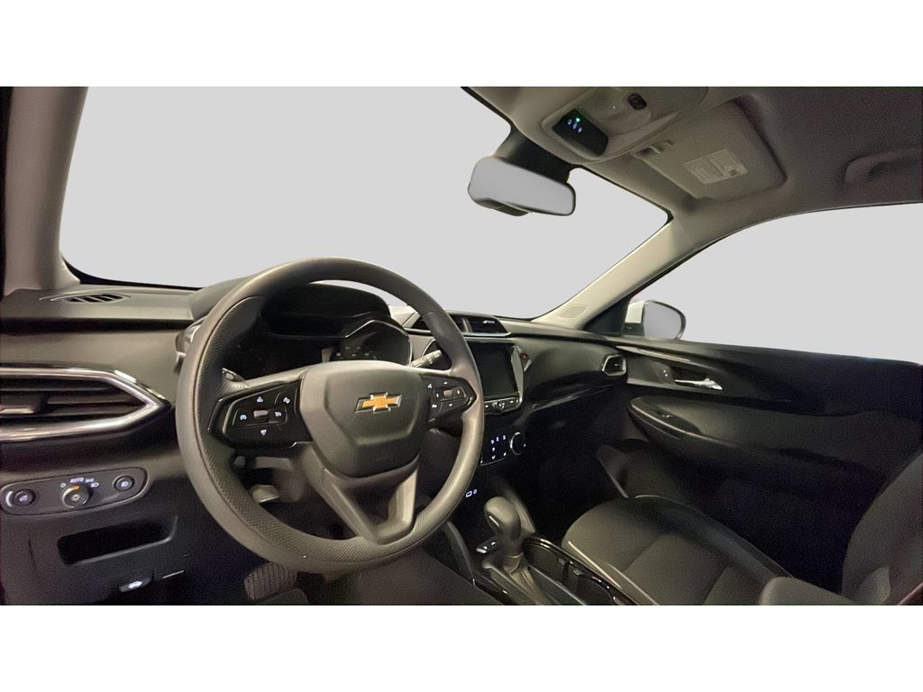 Used 2023 Chevrolet TrailBlazer LT w/ Convenience Package AWD/4WD image 11