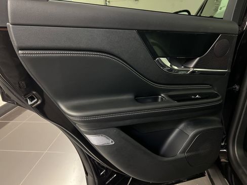 New 2026 Lincoln Corsair Premiere image 33