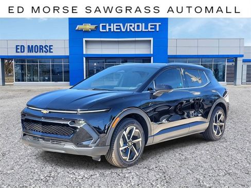 New 2026 Chevrolet Equinox EV LT image 1