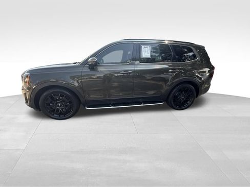 Used 2022 Kia Telluride SX w/ SX Prestige Package AWD/4WD image 2