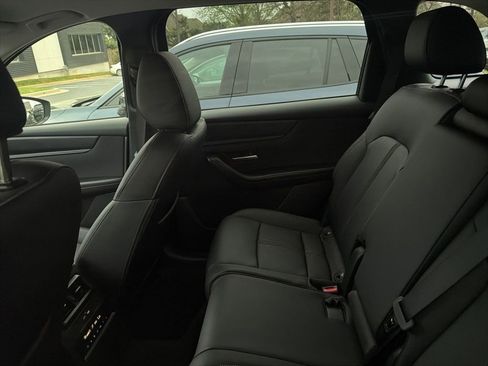 Used 2025 MAZDA CX-90 3.3 Turbo w/ Select Package image 10