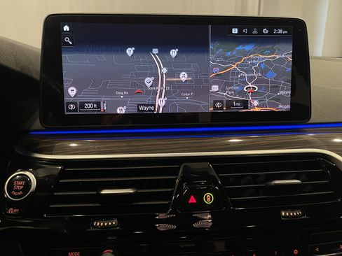 Used 2022 BMW 530i xDrive w/ M Sport Package AWD/4WD image 22