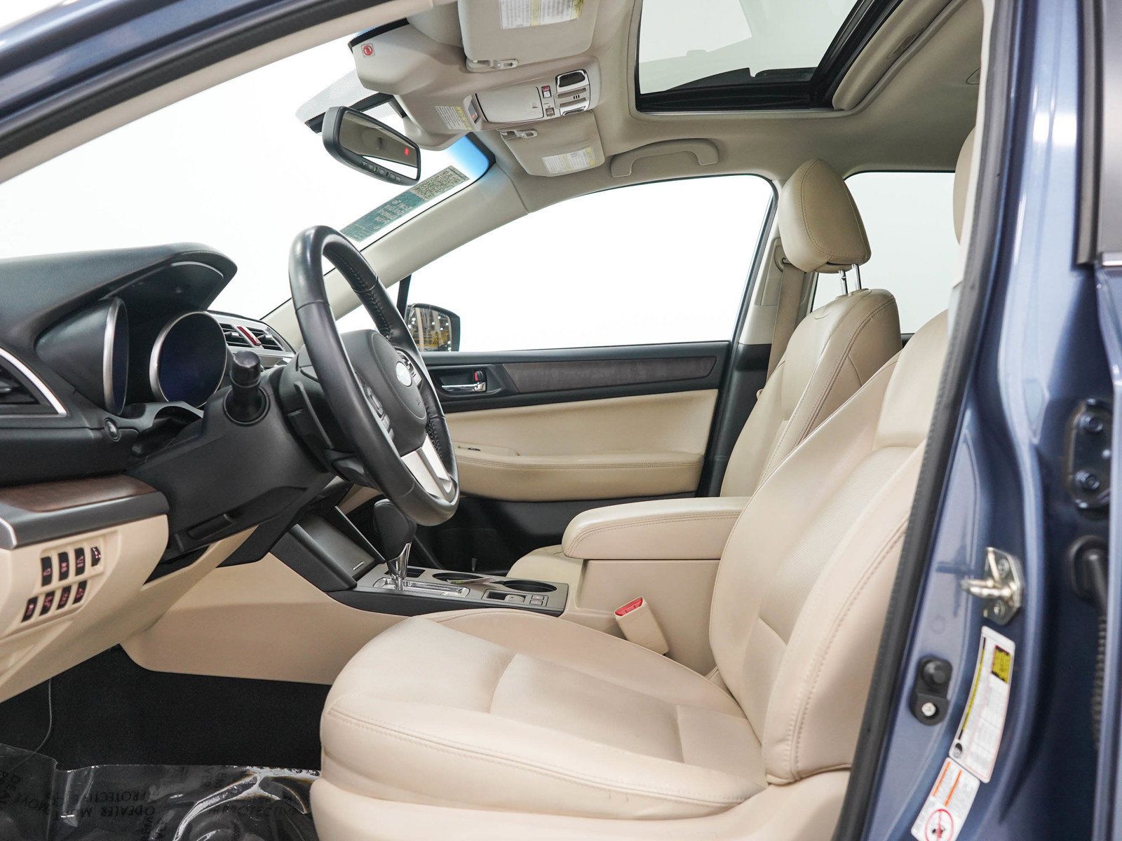 Used 2016 Subaru Outback 2.5i Limited AWD/4WD image 24
