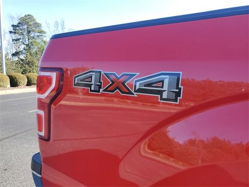 Used 2018 Ford F150 XLT w/ Equipment Group 302A Luxury image 8