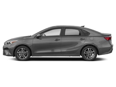 Used 2022 Kia Forte LXS FWD image 6