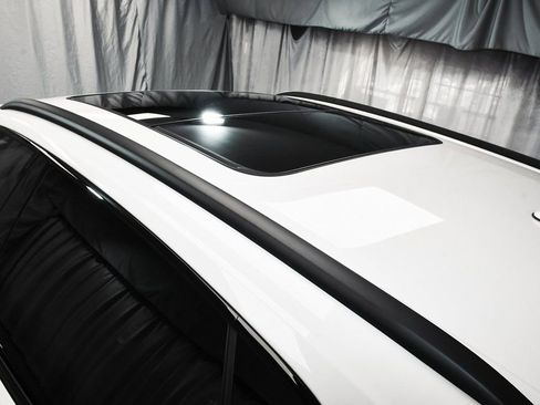 Used 2024 Audi SQ8 Premium Plus w/ Black Optic Package image 81