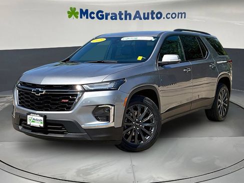 Used 2023 Chevrolet Traverse RS w/ LPO, Floor Liner Package AWD/4WD image 3