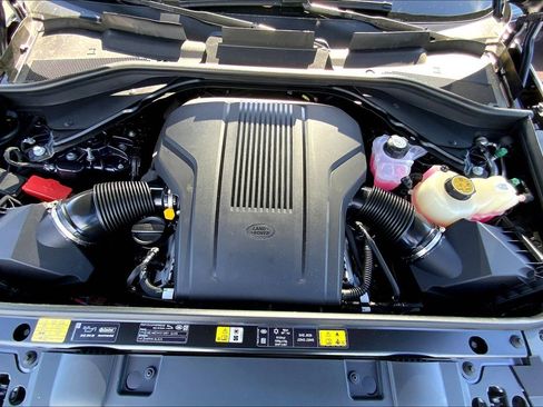 New 2025 Land Rover Range Rover Sport Autobiography image 12