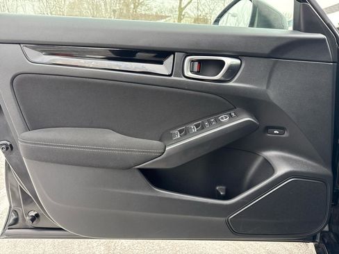 Used 2022 Honda Civic EX image 21