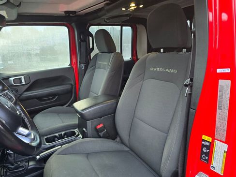 Used 2020 Jeep Gladiator Overland image 23