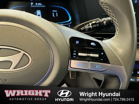 Certified 2025 Hyundai Elantra Sport FWD image 21