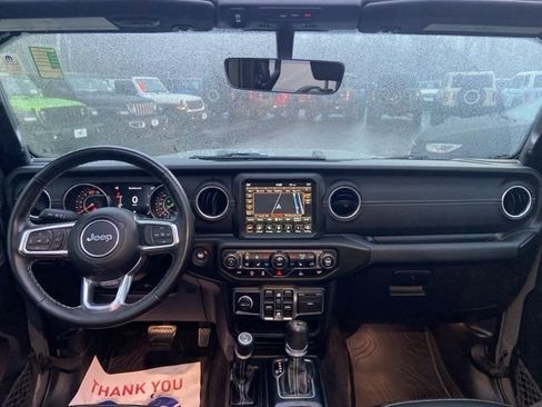 Used 2023 Jeep Wrangler Sahara w/ Cold Weather Group image 13