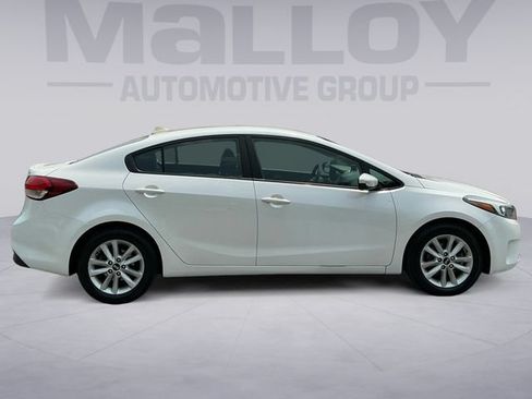 Used 2017 Kia Forte LX w/ LX Popular Package FWD image 6