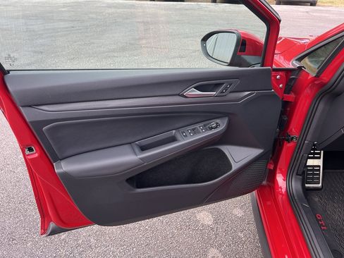 Used 2024 Volkswagen GTI Autobahn image 40