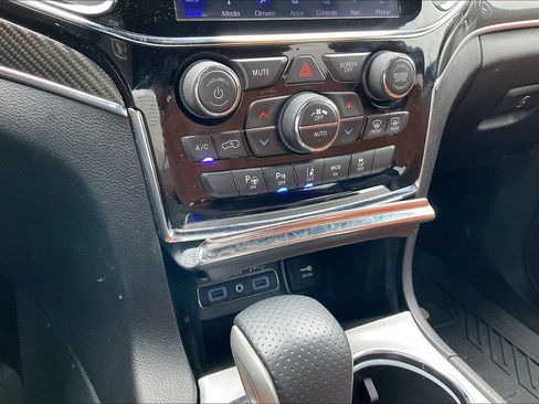 Used 2019 Jeep Grand Cherokee SRT AWD/4WD image 25