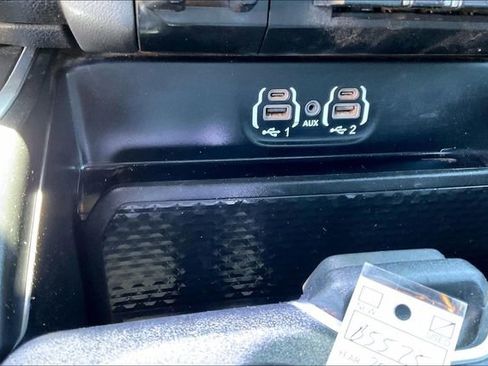 Used 2024 RAM 2500 Big Horn w/ Off Road Package AWD/4WD image 15