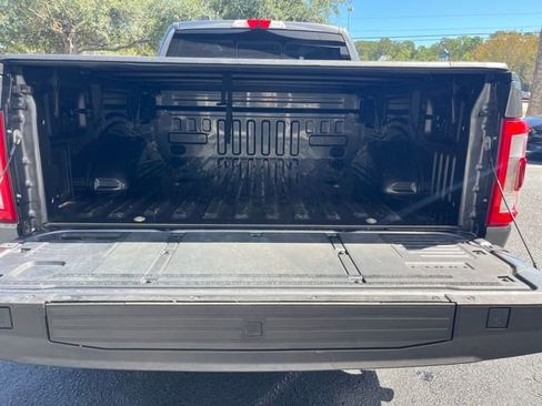 Used 2022 Ford F150 Lariat w/ Equipment Group 502A High image 11