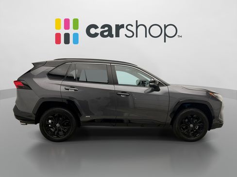 Used 2022 Toyota RAV4 XSE w/ XSE Grade Weather Package AWD/4WD image 6